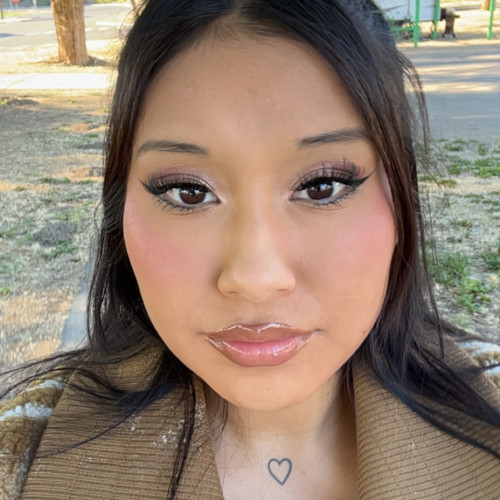 Mia  K. profile photo