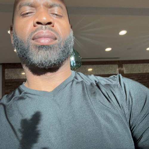 Dee R. profile photo