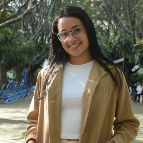 Laura D. profile photo