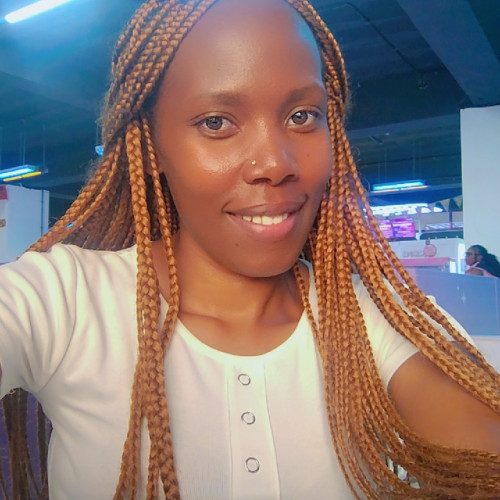 Esther  W. profile photo