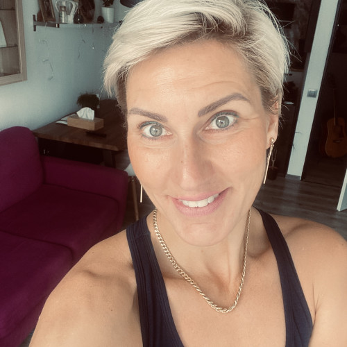 Iveta V. profile photo