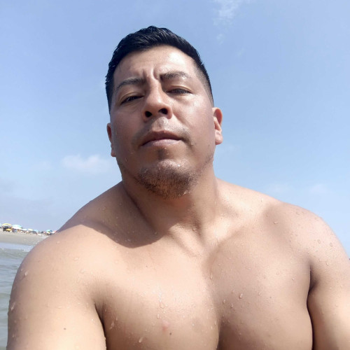 Luis T.