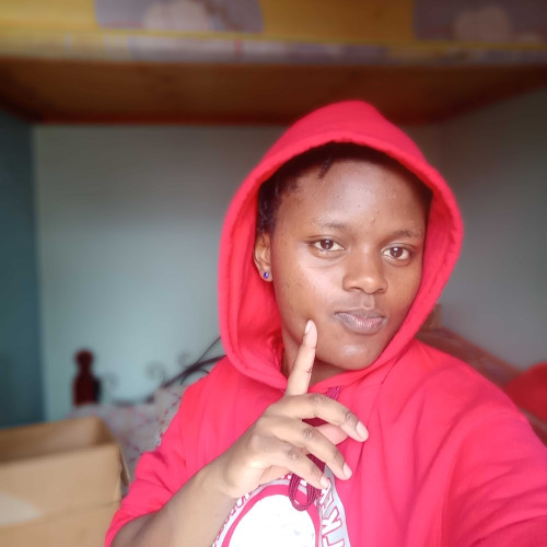 HELLEN M. profile photo