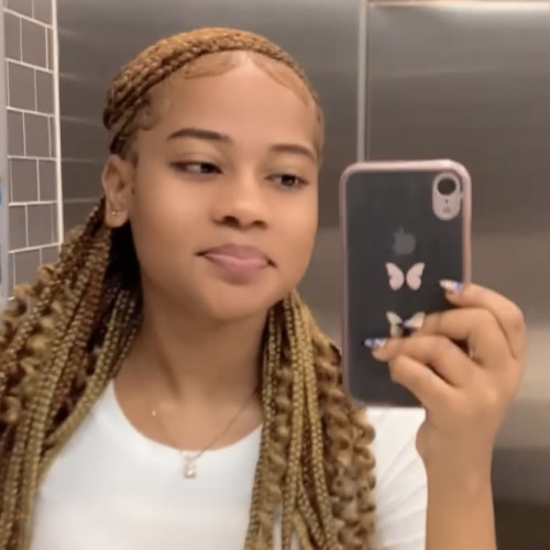 Carltonea D. profile photo