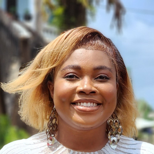 Clara L. profile photo