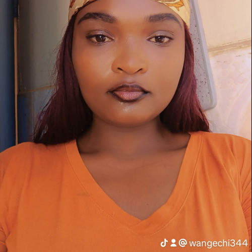 Leona p. profile photo