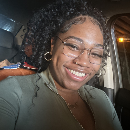 Alexis B. profile photo