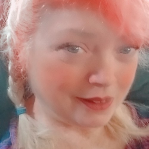 Marianne L. profile photo