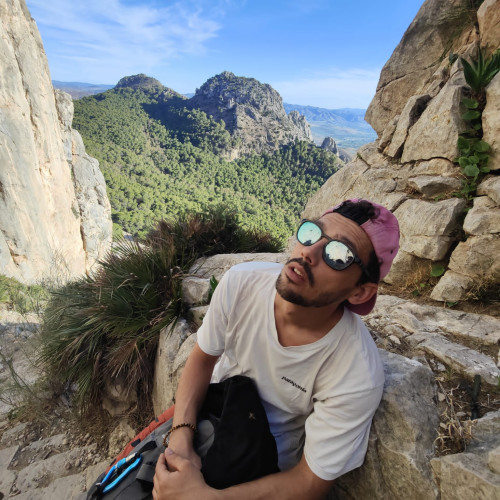 Bast J. profile photo