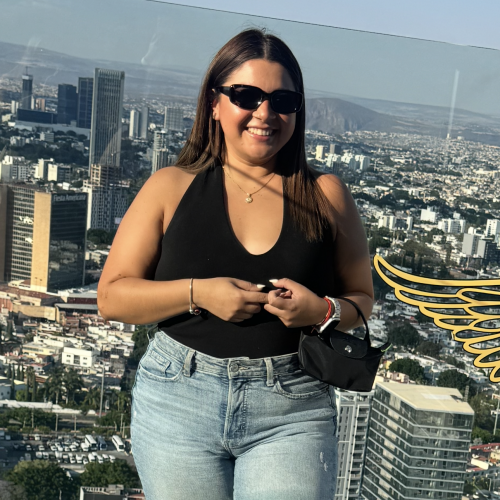 Andrea V. profile photo