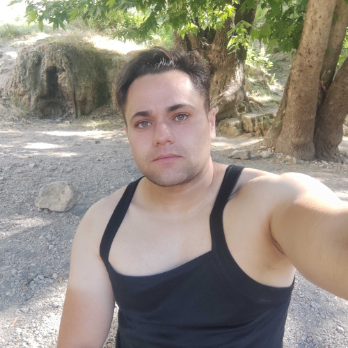 hossein e. profile photo