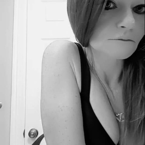 Angie L. profile photo