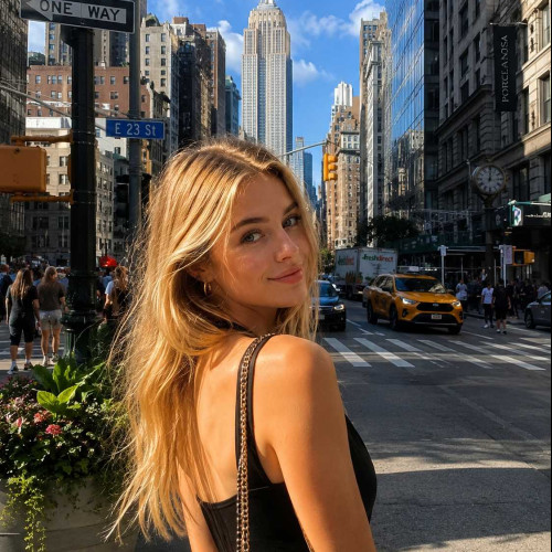 Lyrioxe V. profile photo