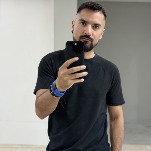 Freddy L. profile photo