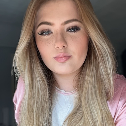 Millie W. profile photo