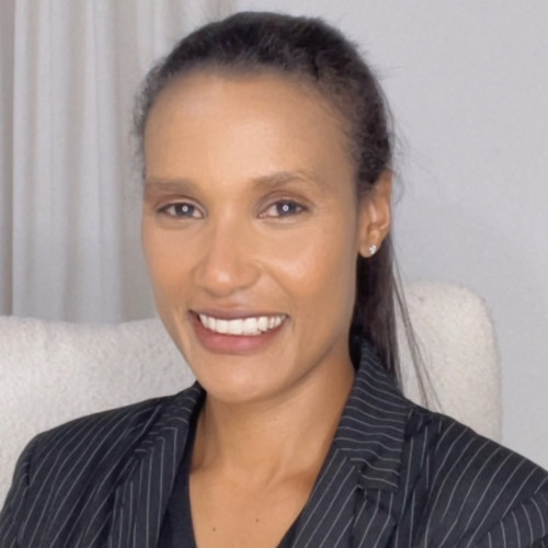 Stephanie  J. profile photo