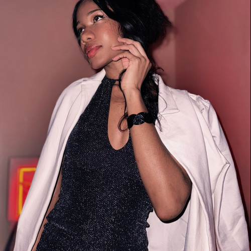 Yesse  L. profile photo
