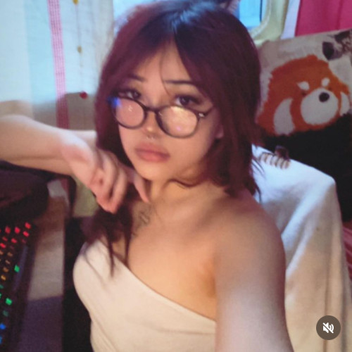 Mari c. profile photo