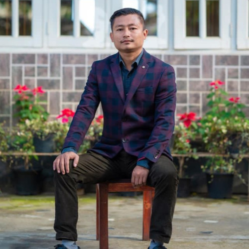 Athrong  T. profile photo