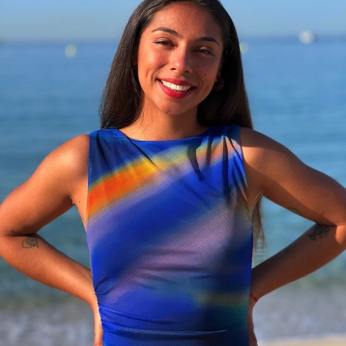Julie V.