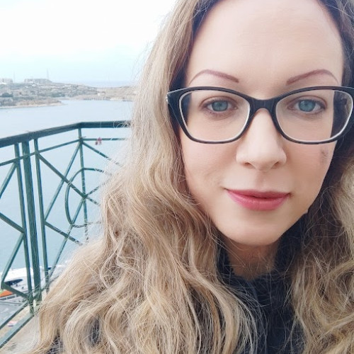 Angela J. profile photo