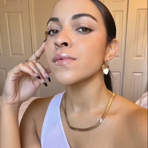 Angie R. profile photo
