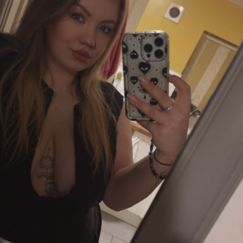 Gabbie B.