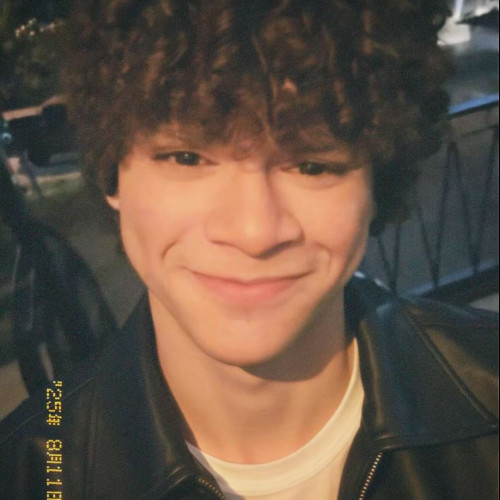 Louis l. profile photo