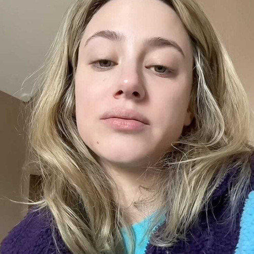 mia A. profile photo