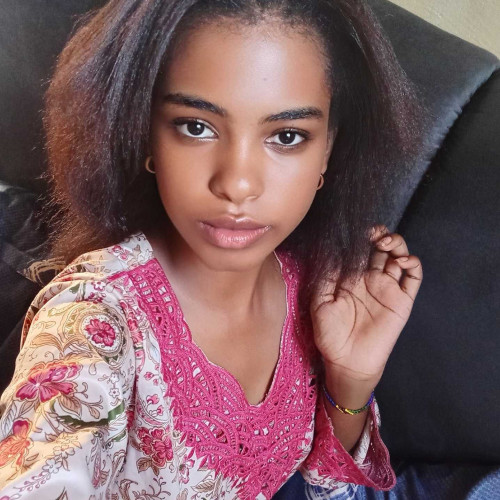 melo m. profile photo