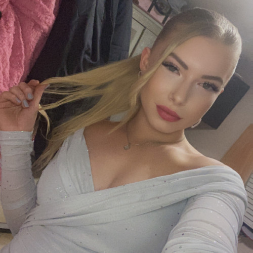 Scarlett W. profile photo