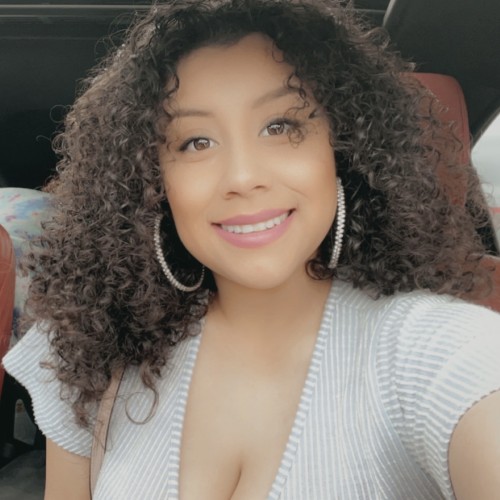 Yazmin  L. profile photo