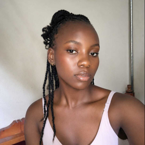 Roselyne w. profile photo