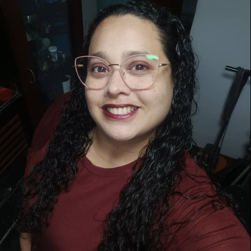Diana M G.
