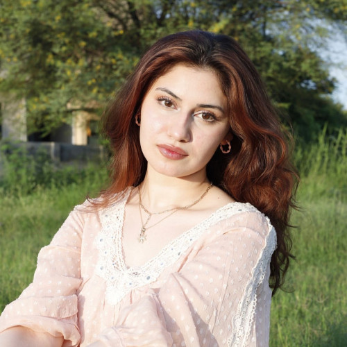 noor  f. profile photo