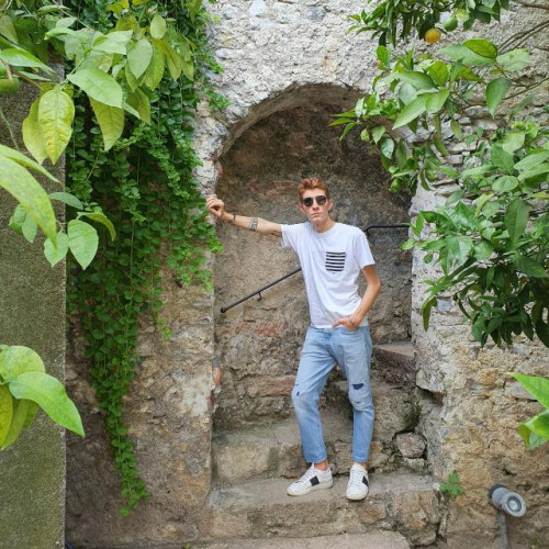Edoardo R.
