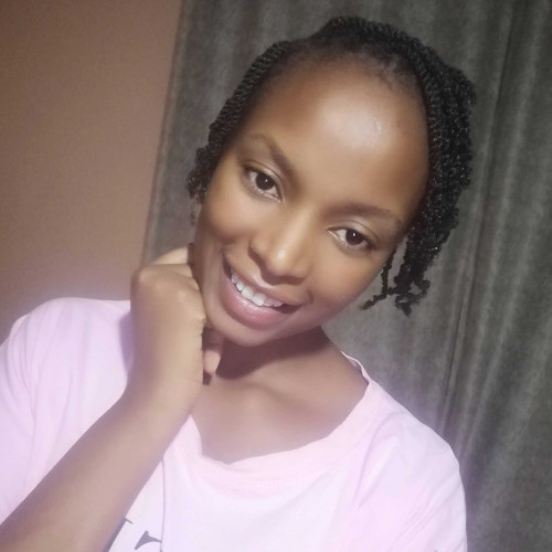 Esther N. profile photo