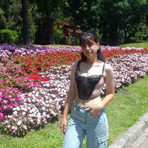 Clari M.