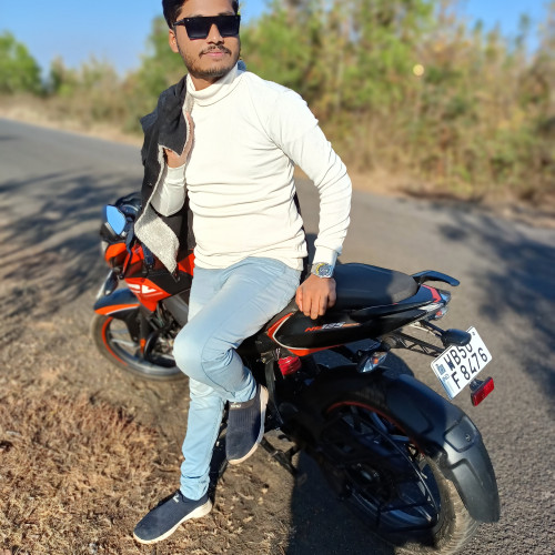 Vikky  R. profile photo