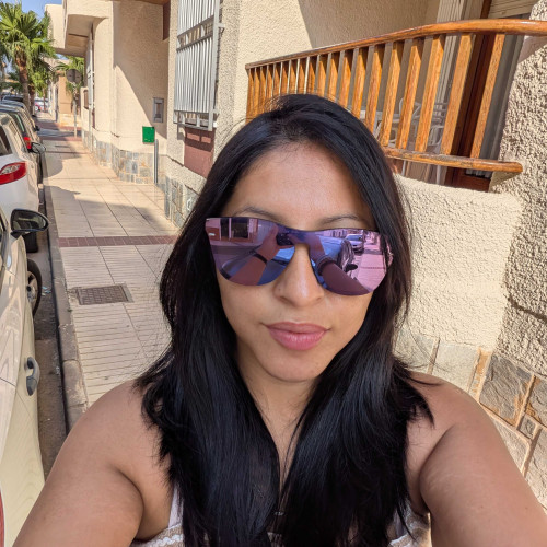 alejandra l. profile photo