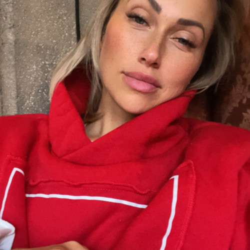Dasha B. profile photo