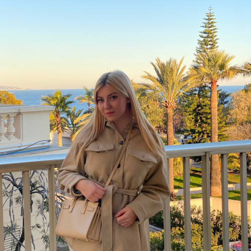 Ines C. profile photo