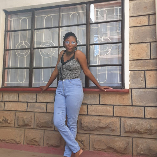 Elssy  M. profile photo
