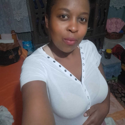 Esther w. profile photo