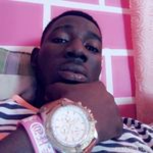 riri m. profile photo