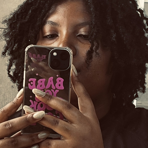 Chloe L. profile photo