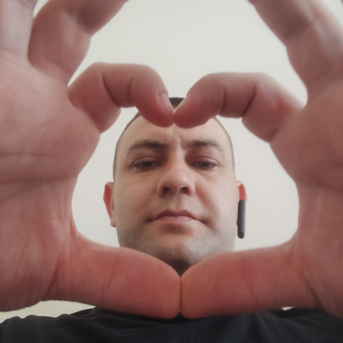 Dima D.