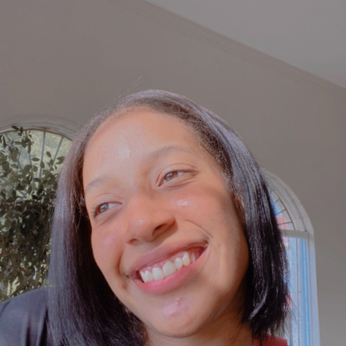 Cinnie L. profile photo