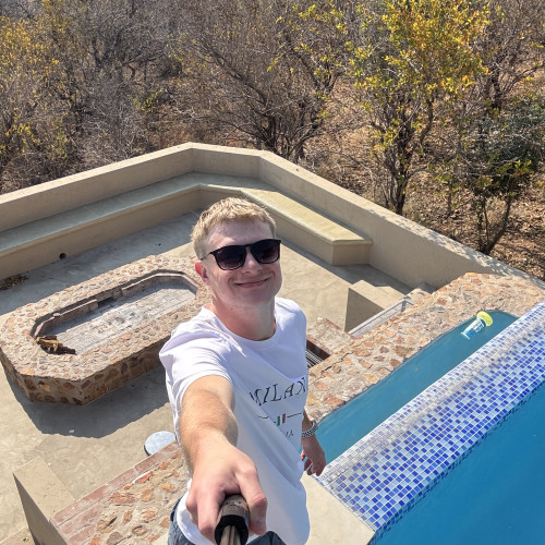 Luhan W. profile photo