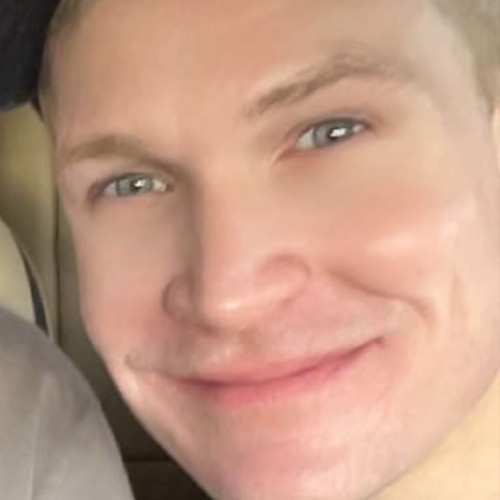 Dustin  L. profile photo